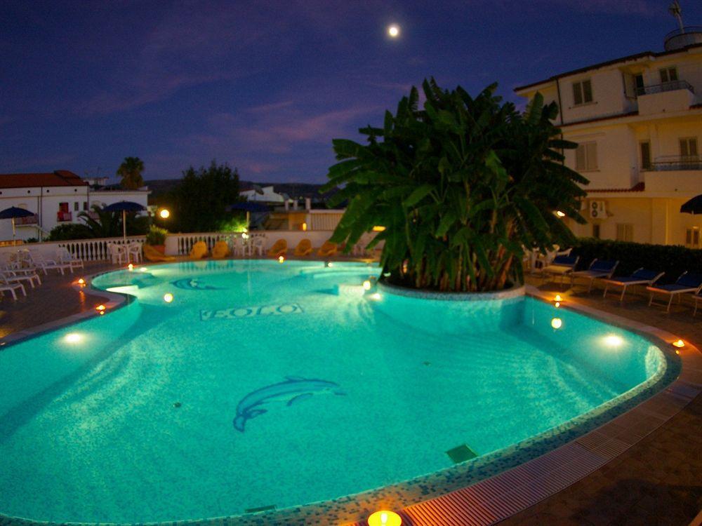 Hotel Eolo Capo Vaticano Exterior foto